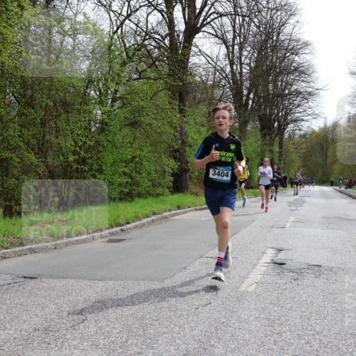 12.04.2026 - 45. Internationalen Wilhelmsburger Insellauf Yannick Fuchs http://msf.ph/oto/9502797 12.04.2026 12:46:57 Laufen 3404 meine-sportfotos.de