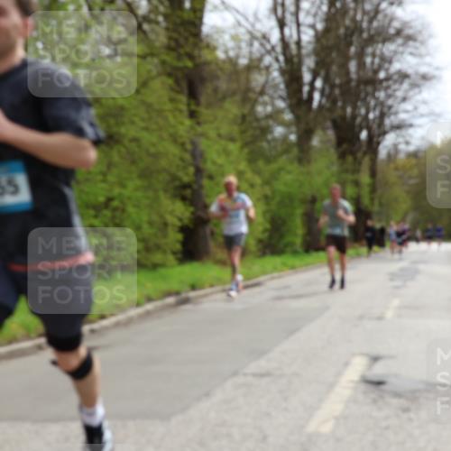 12.04.2026 - 45. Internationalen Wilhelmsburger Insellauf Yannick Fuchs http://msf.ph/oto/9502818 12.04.2026 12:47:02 Laufen 1955 meine-sportfotos.de