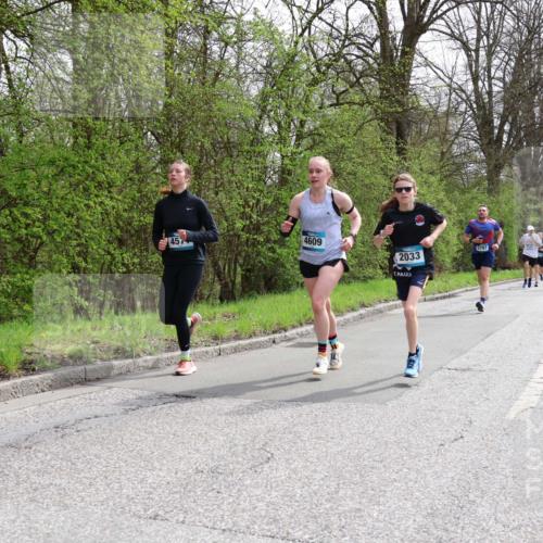 12.04.2026 - 45. Internationalen Wilhelmsburger Insellauf Yannick Fuchs http://msf.ph/oto/9502856 12.04.2026 12:47:12 Laufen 4609, 457, 2033, 5797 meine-sportfotos.de