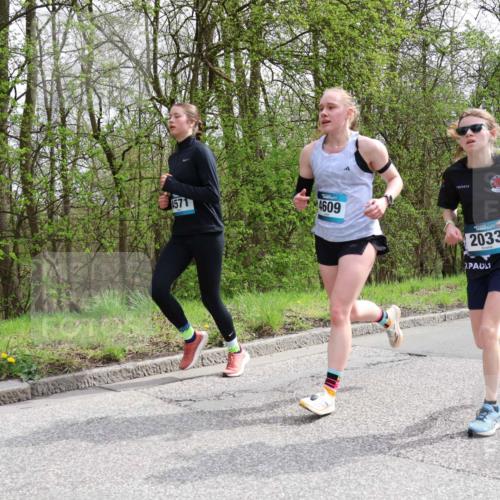 12.04.2026 - 45. Internationalen Wilhelmsburger Insellauf Yannick Fuchs http://msf.ph/oto/9502861 12.04.2026 12:47:13 Laufen 1571, 4609, 2033 meine-sportfotos.de