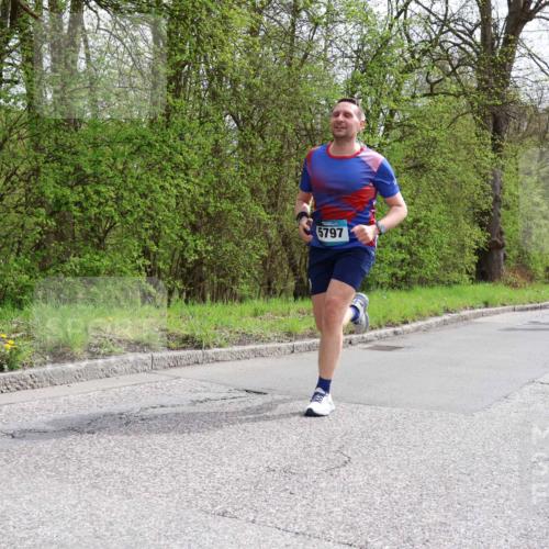 12.04.2026 - 45. Internationalen Wilhelmsburger Insellauf Yannick Fuchs http://msf.ph/oto/9502867 12.04.2026 12:47:15 Laufen 5797, 5361, 45 meine-sportfotos.de