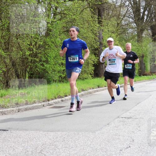 12.04.2026 - 45. Internationalen Wilhelmsburger Insellauf Yannick Fuchs http://msf.ph/oto/9502873 12.04.2026 12:47:16 Laufen 5361, 2344, 4545, 4728 meine-sportfotos.de