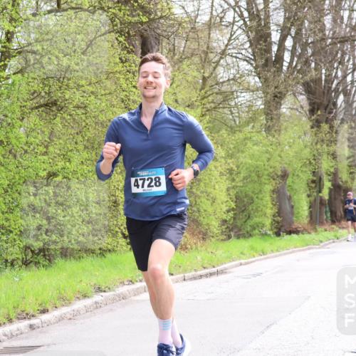 12.04.2026 - 45. Internationalen Wilhelmsburger Insellauf Yannick Fuchs http://msf.ph/oto/9502884 12.04.2026 12:47:19 Laufen 4728, 4560 meine-sportfotos.de