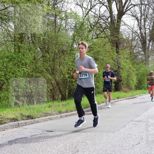 12.04.2026 - 45. Internationalen Wilhelmsburger Insellauf Yannick Fuchs http://msf.ph/oto/9502923 12.04.2026 12:47:28 Laufen 5779, 3749 meine-sportfotos.de