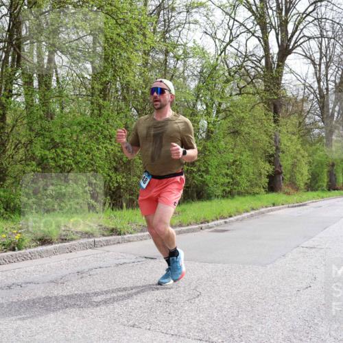 12.04.2026 - 45. Internationalen Wilhelmsburger Insellauf Yannick Fuchs http://msf.ph/oto/9502936 12.04.2026 12:47:31 Laufen 48 meine-sportfotos.de