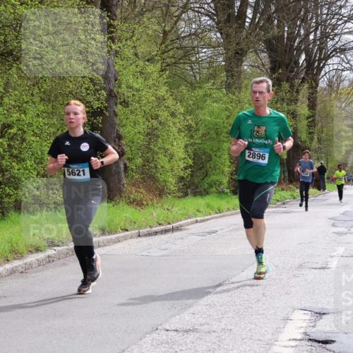 12.04.2026 - 45. Internationalen Wilhelmsburger Insellauf Yannick Fuchs http://msf.ph/oto/9502946 12.04.2026 12:47:38 Laufen 5621, 2896, 4346 meine-sportfotos.de