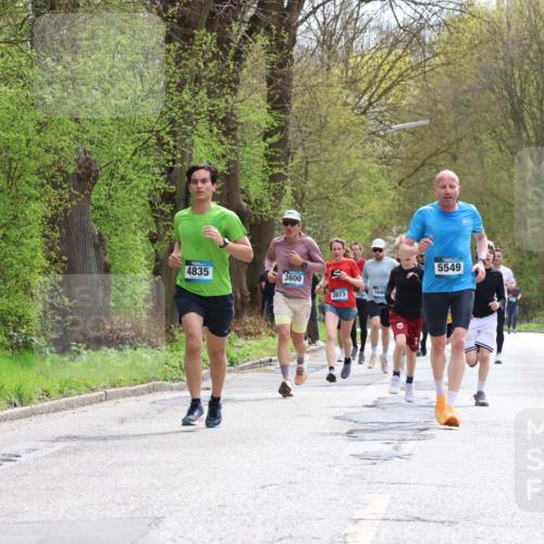 12.04.2026 - 45. Internationalen Wilhelmsburger Insellauf Yannick Fuchs http://msf.ph/oto/9502993 12.04.2026 12:47:49 Laufen 4835, 3600, 3973, 5549, 316, 5680 meine-sportfotos.de