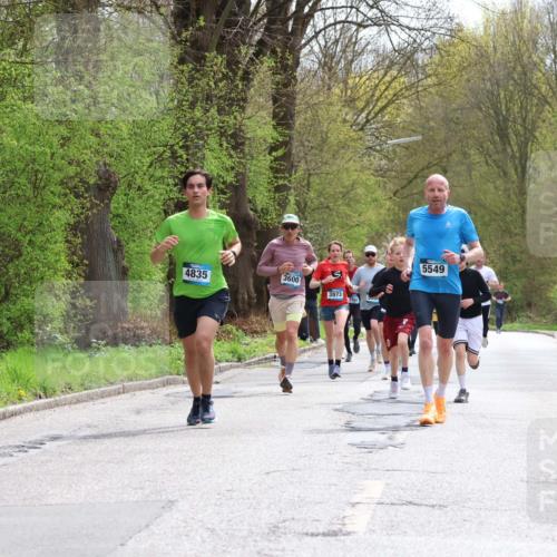 12.04.2026 - 45. Internationalen Wilhelmsburger Insellauf Yannick Fuchs http://msf.ph/oto/9502995 12.04.2026 12:47:49 Laufen 4835, 3600, 3973, 5549 meine-sportfotos.de