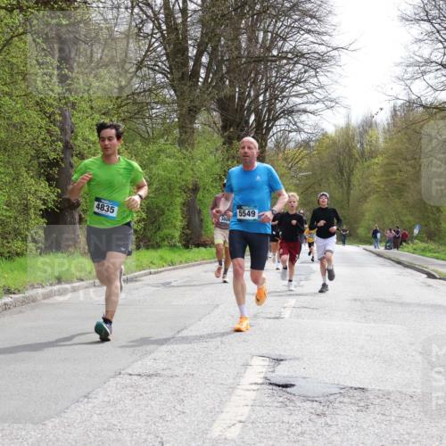 12.04.2026 - 45. Internationalen Wilhelmsburger Insellauf Yannick Fuchs http://msf.ph/oto/9503005 12.04.2026 12:47:52 Laufen 4835, 3600, 5549 meine-sportfotos.de