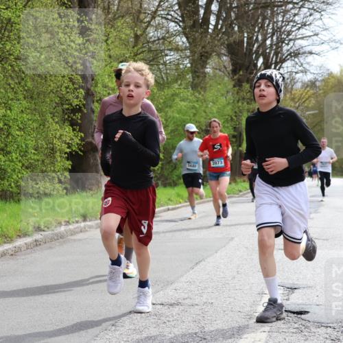 12.04.2026 - 45. Internationalen Wilhelmsburger Insellauf Yannick Fuchs http://msf.ph/oto/9503017 12.04.2026 12:47:54 Laufen 5680, 3973 meine-sportfotos.de