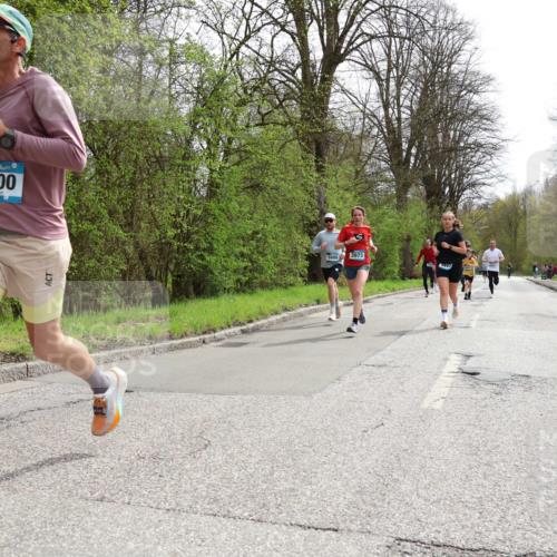 12.04.2026 - 45. Internationalen Wilhelmsburger Insellauf Yannick Fuchs http://msf.ph/oto/9503024 12.04.2026 12:47:56 Laufen 3600, 5680, 3973 meine-sportfotos.de