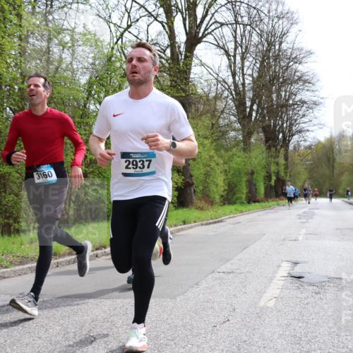 12.04.2026 - 45. Internationalen Wilhelmsburger Insellauf Yannick Fuchs http://msf.ph/oto/9503047 12.04.2026 12:48:01 Laufen 3160, 2937 meine-sportfotos.de