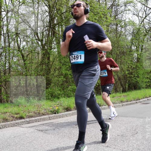 12.04.2026 - 45. Internationalen Wilhelmsburger Insellauf Yannick Fuchs http://msf.ph/oto/9503052 12.04.2026 12:48:02 Laufen 2491, 4375 meine-sportfotos.de