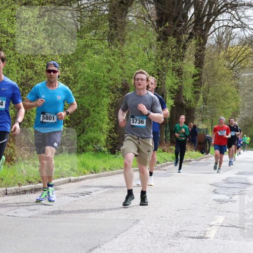 12.04.2026 - 45. Internationalen Wilhelmsburger Insellauf Yannick Fuchs http://msf.ph/oto/9503066 12.04.2026 12:48:11 Laufen 2624, 5801, 1, 5736, 3921, 520, 4879 meine-sportfotos.de