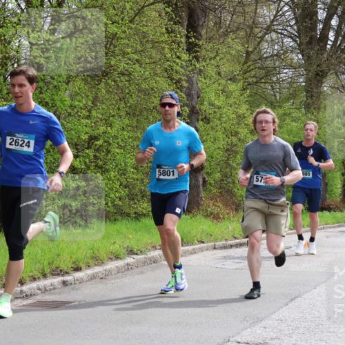 12.04.2026 - 45. Internationalen Wilhelmsburger Insellauf Yannick Fuchs http://msf.ph/oto/9503075 12.04.2026 12:48:13 Laufen 2624, 5801, 985, 57, 3921 meine-sportfotos.de