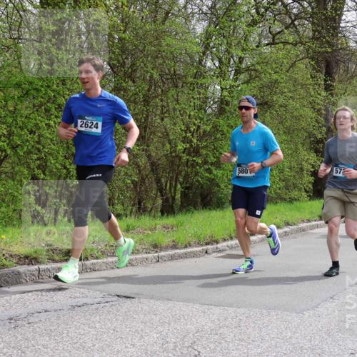 12.04.2026 - 45. Internationalen Wilhelmsburger Insellauf Yannick Fuchs http://msf.ph/oto/9503079 12.04.2026 12:48:13 Laufen 2624, 580, 57, 3985 meine-sportfotos.de