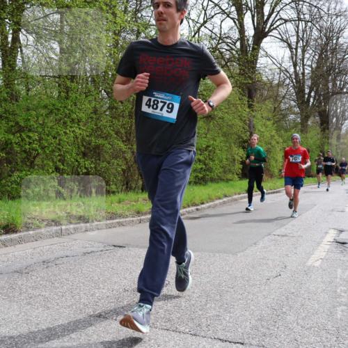 12.04.2026 - 45. Internationalen Wilhelmsburger Insellauf Yannick Fuchs http://msf.ph/oto/9503099 12.04.2026 12:48:18 Laufen 4879, 3921 meine-sportfotos.de