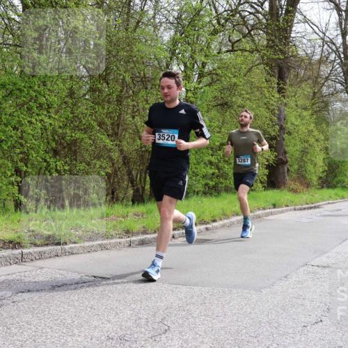 12.04.2026 - 45. Internationalen Wilhelmsburger Insellauf Yannick Fuchs http://msf.ph/oto/9503119 12.04.2026 12:48:22 Laufen 3520, 3287 meine-sportfotos.de