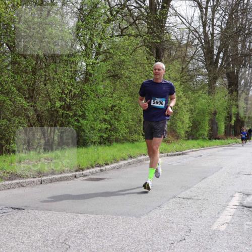 12.04.2026 - 45. Internationalen Wilhelmsburger Insellauf Yannick Fuchs http://msf.ph/oto/9503131 12.04.2026 12:48:24 Laufen 5696 meine-sportfotos.de