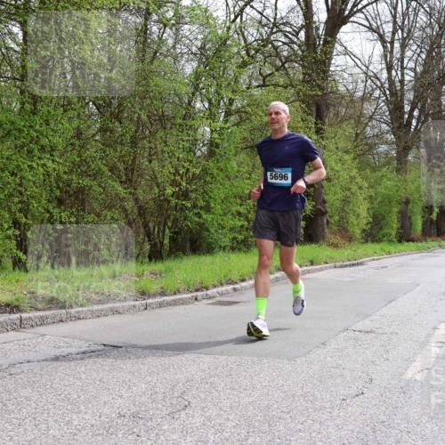 12.04.2026 - 45. Internationalen Wilhelmsburger Insellauf Yannick Fuchs http://msf.ph/oto/9503133 12.04.2026 12:48:25 Laufen 5696 meine-sportfotos.de