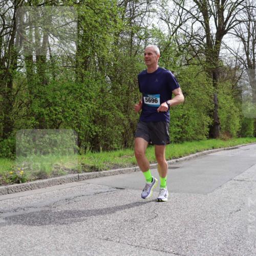 12.04.2026 - 45. Internationalen Wilhelmsburger Insellauf Yannick Fuchs http://msf.ph/oto/9503136 12.04.2026 12:48:25 Laufen 5696 meine-sportfotos.de