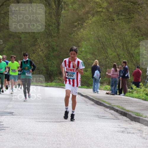 12.04.2026 - 45. Internationalen Wilhelmsburger Insellauf Yannick Fuchs http://msf.ph/oto/9503142 12.04.2026 12:48:27 Laufen 658, 5630, 4592, 41 meine-sportfotos.de