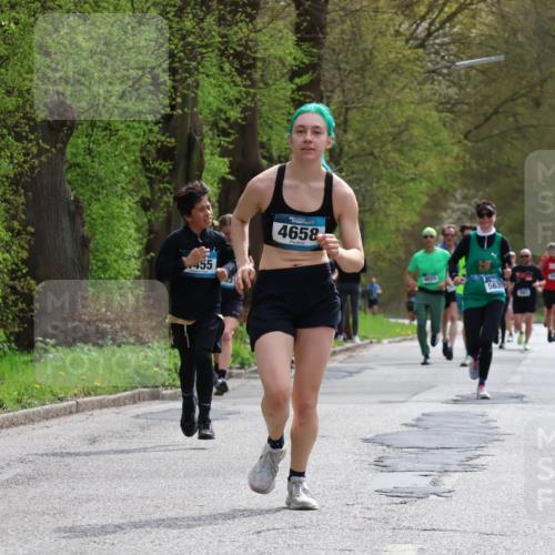 12.04.2026 - 45. Internationalen Wilhelmsburger Insellauf Yannick Fuchs http://msf.ph/oto/9503149 12.04.2026 12:48:32 Laufen 455, 4658, 563 meine-sportfotos.de