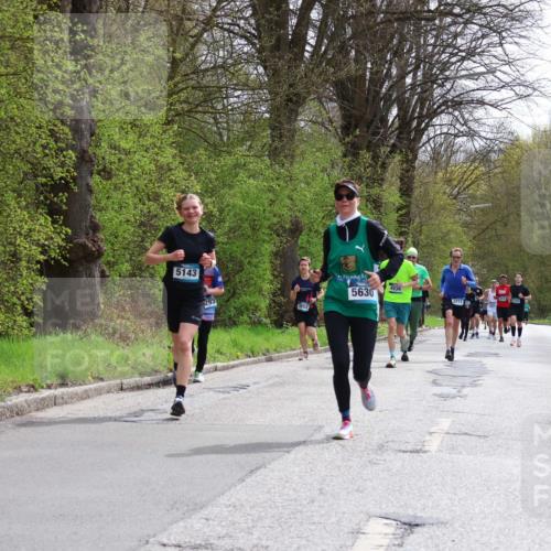 12.04.2026 - 45. Internationalen Wilhelmsburger Insellauf Yannick Fuchs http://msf.ph/oto/9503178 12.04.2026 12:48:39 Laufen 5143, 293, 5630, 4938, 3213 meine-sportfotos.de