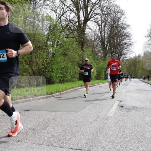 12.04.2026 - 45. Internationalen Wilhelmsburger Insellauf Yannick Fuchs http://msf.ph/oto/9503230 12.04.2026 12:48:50 Laufen 5232, 3661, 4959 meine-sportfotos.de