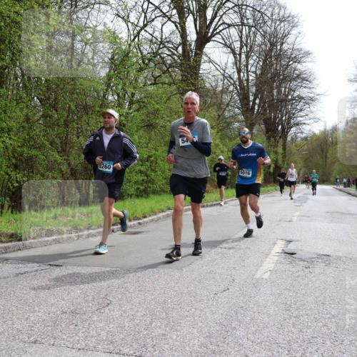 12.04.2026 - 45. Internationalen Wilhelmsburger Insellauf Yannick Fuchs http://msf.ph/oto/9503283 12.04.2026 12:49:01 Laufen 5260, 54, 5016 meine-sportfotos.de