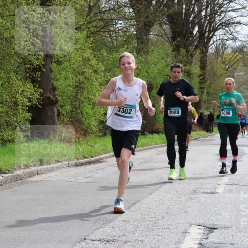 12.04.2026 - 45. Internationalen Wilhelmsburger Insellauf Yannick Fuchs http://msf.ph/oto/9503303 12.04.2026 12:49:06 Laufen 3302, 2009, 3088 meine-sportfotos.de