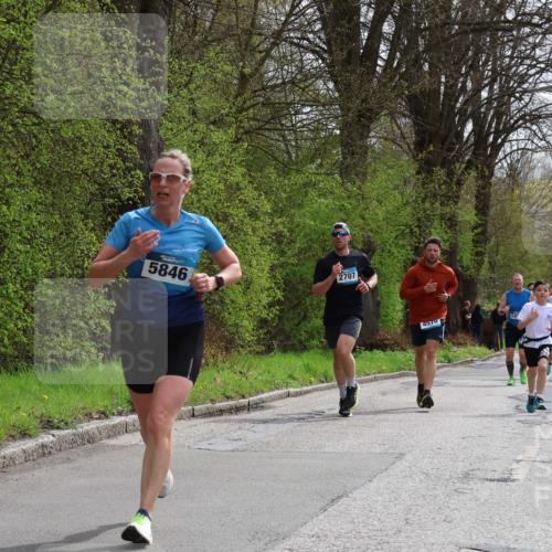 12.04.2026 - 45. Internationalen Wilhelmsburger Insellauf Yannick Fuchs http://msf.ph/oto/9503338 12.04.2026 12:49:15 Laufen 5846, 2707, 4570 meine-sportfotos.de