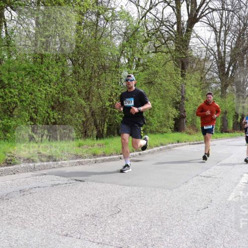 12.04.2026 - 45. Internationalen Wilhelmsburger Insellauf Yannick Fuchs http://msf.ph/oto/9503350 12.04.2026 12:49:18 Laufen 2707, 4570 meine-sportfotos.de