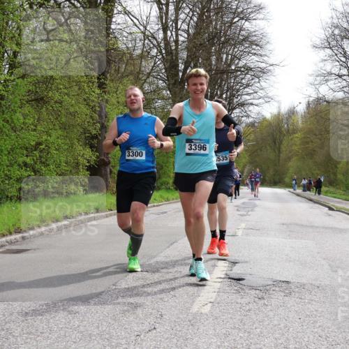 12.04.2026 - 45. Internationalen Wilhelmsburger Insellauf Yannick Fuchs http://msf.ph/oto/9503364 12.04.2026 12:49:22 Laufen 3396, 3300, 535 meine-sportfotos.de