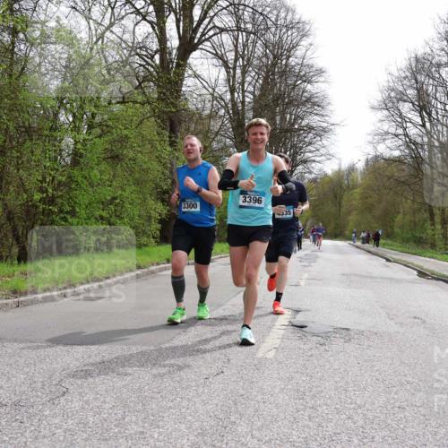 12.04.2026 - 45. Internationalen Wilhelmsburger Insellauf Yannick Fuchs http://msf.ph/oto/9503365 12.04.2026 12:49:22 Laufen 3300, 3396, 535 meine-sportfotos.de