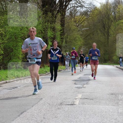 12.04.2026 - 45. Internationalen Wilhelmsburger Insellauf Yannick Fuchs http://msf.ph/oto/9503377 12.04.2026 12:49:26 Laufen 2015, 2085, 4822, 3286 meine-sportfotos.de
