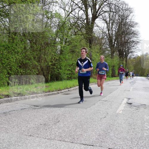 12.04.2026 - 45. Internationalen Wilhelmsburger Insellauf Yannick Fuchs http://msf.ph/oto/9503399 12.04.2026 12:49:31 Laufen 20, 3286, 4822 meine-sportfotos.de