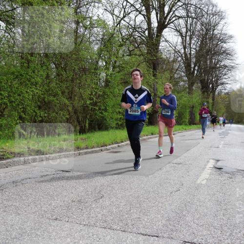 12.04.2026 - 45. Internationalen Wilhelmsburger Insellauf Yannick Fuchs http://msf.ph/oto/9503400 12.04.2026 12:49:31 Laufen 2085, 3286 meine-sportfotos.de