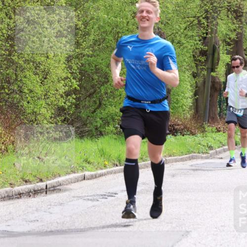 12.04.2026 - 45. Internationalen Wilhelmsburger Insellauf Yannick Fuchs http://msf.ph/oto/9503438 12.04.2026 12:49:43 Laufen 5817, 5463 meine-sportfotos.de