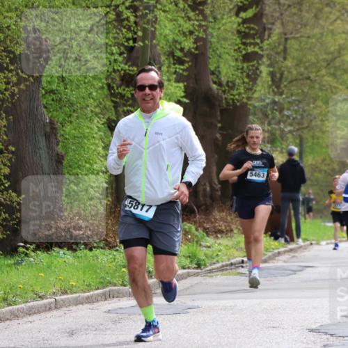 12.04.2026 - 45. Internationalen Wilhelmsburger Insellauf Yannick Fuchs http://msf.ph/oto/9503441 12.04.2026 12:49:44 Laufen 5817, 5463, 5321 meine-sportfotos.de