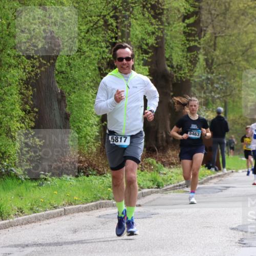 12.04.2026 - 45. Internationalen Wilhelmsburger Insellauf Yannick Fuchs http://msf.ph/oto/9503442 12.04.2026 12:49:44 Laufen 5463, 5817 meine-sportfotos.de
