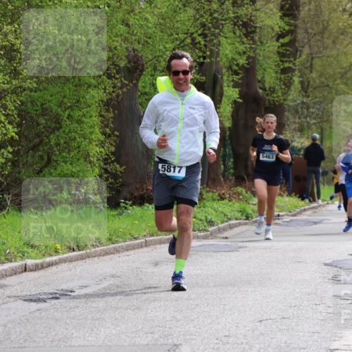 12.04.2026 - 45. Internationalen Wilhelmsburger Insellauf Yannick Fuchs http://msf.ph/oto/9503446 12.04.2026 12:49:45 Laufen 5817, 5463, 532 meine-sportfotos.de