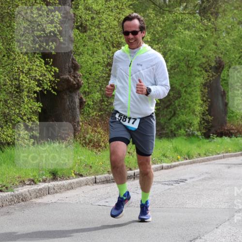 12.04.2026 - 45. Internationalen Wilhelmsburger Insellauf Yannick Fuchs http://msf.ph/oto/9503454 12.04.2026 12:49:48 Laufen 5817, 5463 meine-sportfotos.de