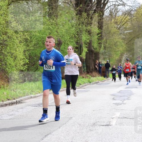 12.04.2026 - 45. Internationalen Wilhelmsburger Insellauf Yannick Fuchs http://msf.ph/oto/9503480 12.04.2026 12:49:54 Laufen 5321, 4811, 7643, 2006 meine-sportfotos.de