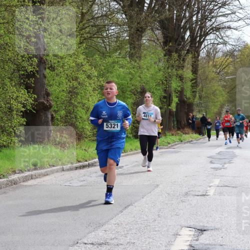 12.04.2026 - 45. Internationalen Wilhelmsburger Insellauf Yannick Fuchs http://msf.ph/oto/9503483 12.04.2026 12:49:54 Laufen 5321, 481 meine-sportfotos.de