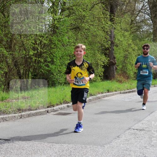 12.04.2026 - 45. Internationalen Wilhelmsburger Insellauf Yannick Fuchs http://msf.ph/oto/9503512 12.04.2026 12:50:02 Laufen 341, 2025, 2683, 2006 meine-sportfotos.de