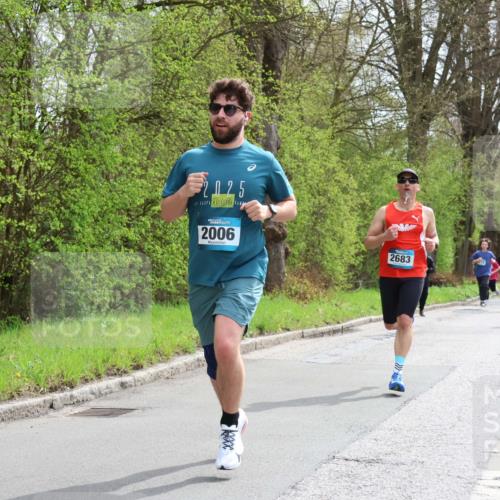 12.04.2026 - 45. Internationalen Wilhelmsburger Insellauf Yannick Fuchs http://msf.ph/oto/9503517 12.04.2026 12:50:03 Laufen 2025, 2006, 2683 meine-sportfotos.de