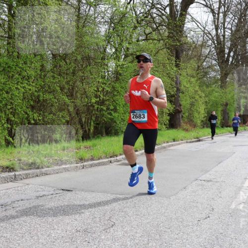 12.04.2026 - 45. Internationalen Wilhelmsburger Insellauf Yannick Fuchs http://msf.ph/oto/9503525 12.04.2026 12:50:05 Laufen 2683, 4311 meine-sportfotos.de