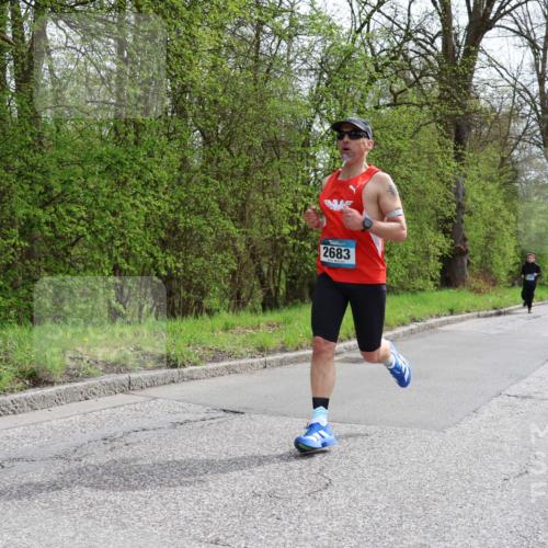 12.04.2026 - 45. Internationalen Wilhelmsburger Insellauf Yannick Fuchs http://msf.ph/oto/9503526 12.04.2026 12:50:05 Laufen 2683 meine-sportfotos.de