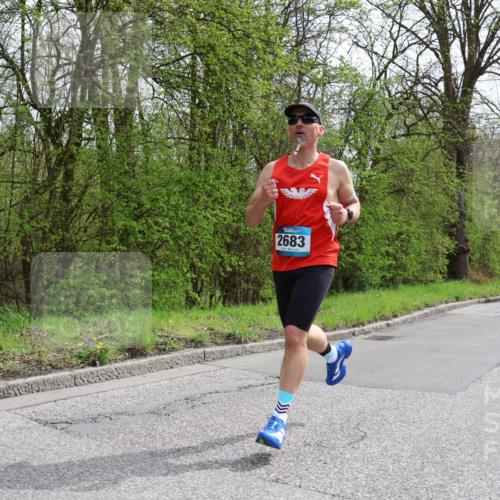 12.04.2026 - 45. Internationalen Wilhelmsburger Insellauf Yannick Fuchs http://msf.ph/oto/9503528 12.04.2026 12:50:05 Laufen 2683 meine-sportfotos.de